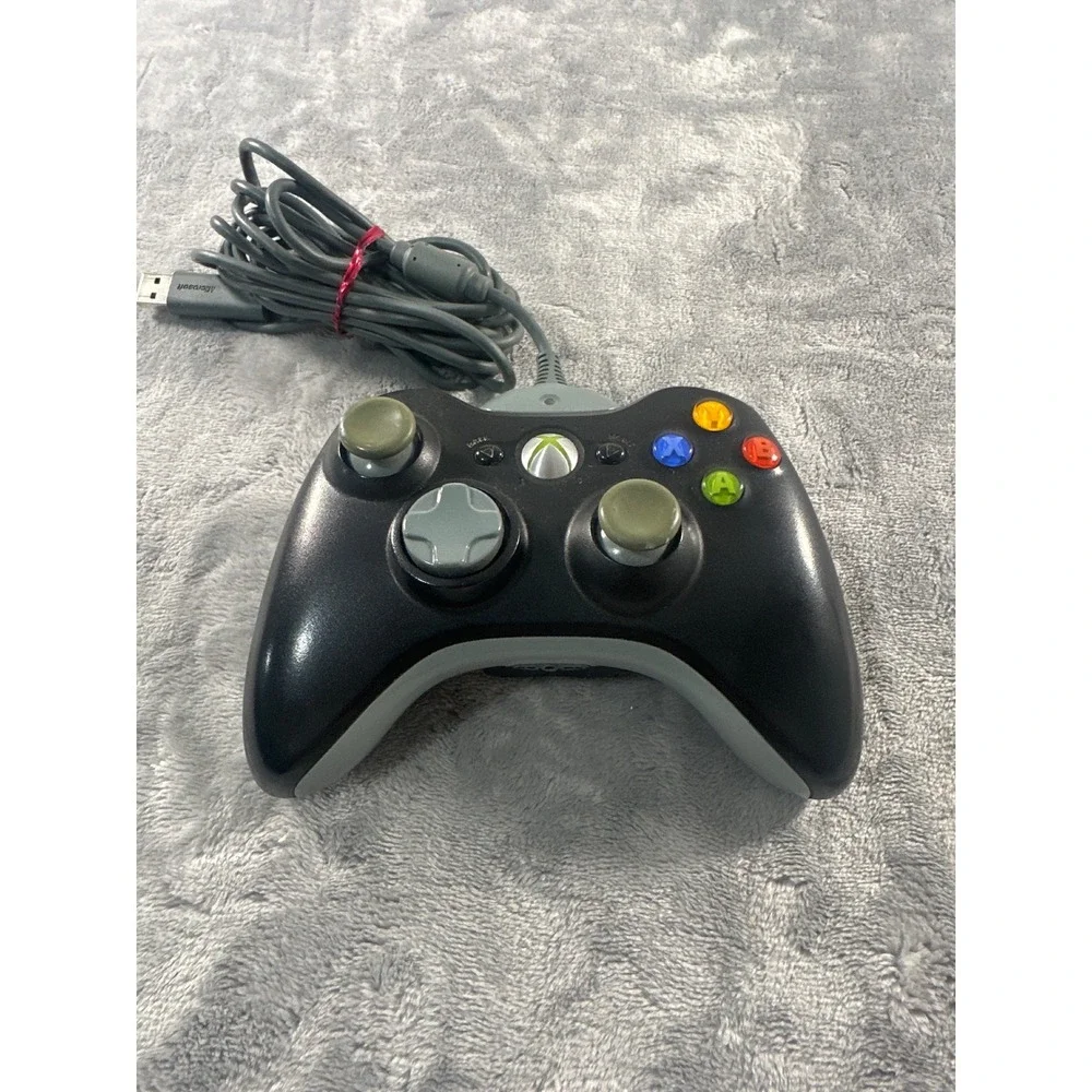 Microsoft Xbox 360 Wireless Controller Black with Play and Charge Cable Grey